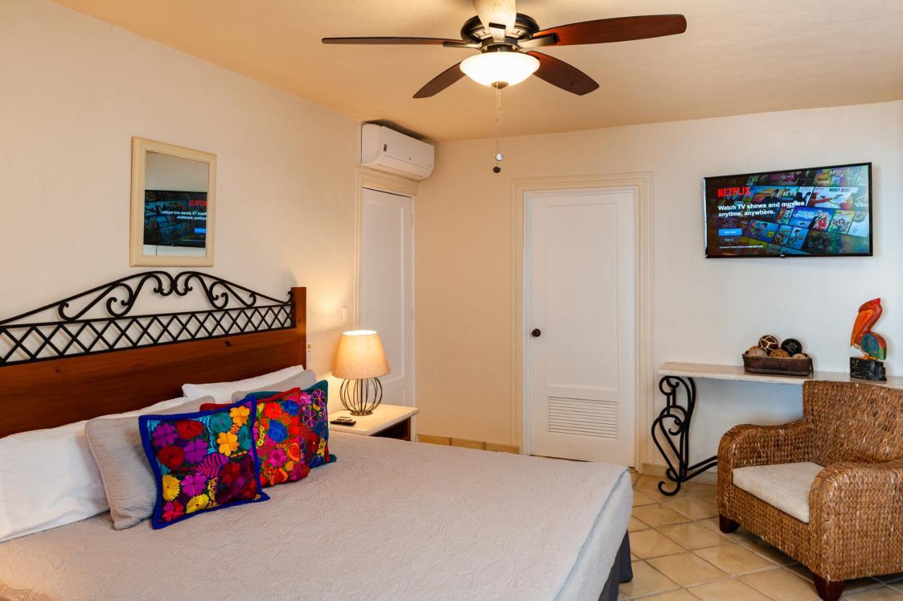 Ocean Front, 3 Bedroom, 3 Bathroom, Casa Natalia, Playa Esmeralda Puerto Vallarta Exteriör bild