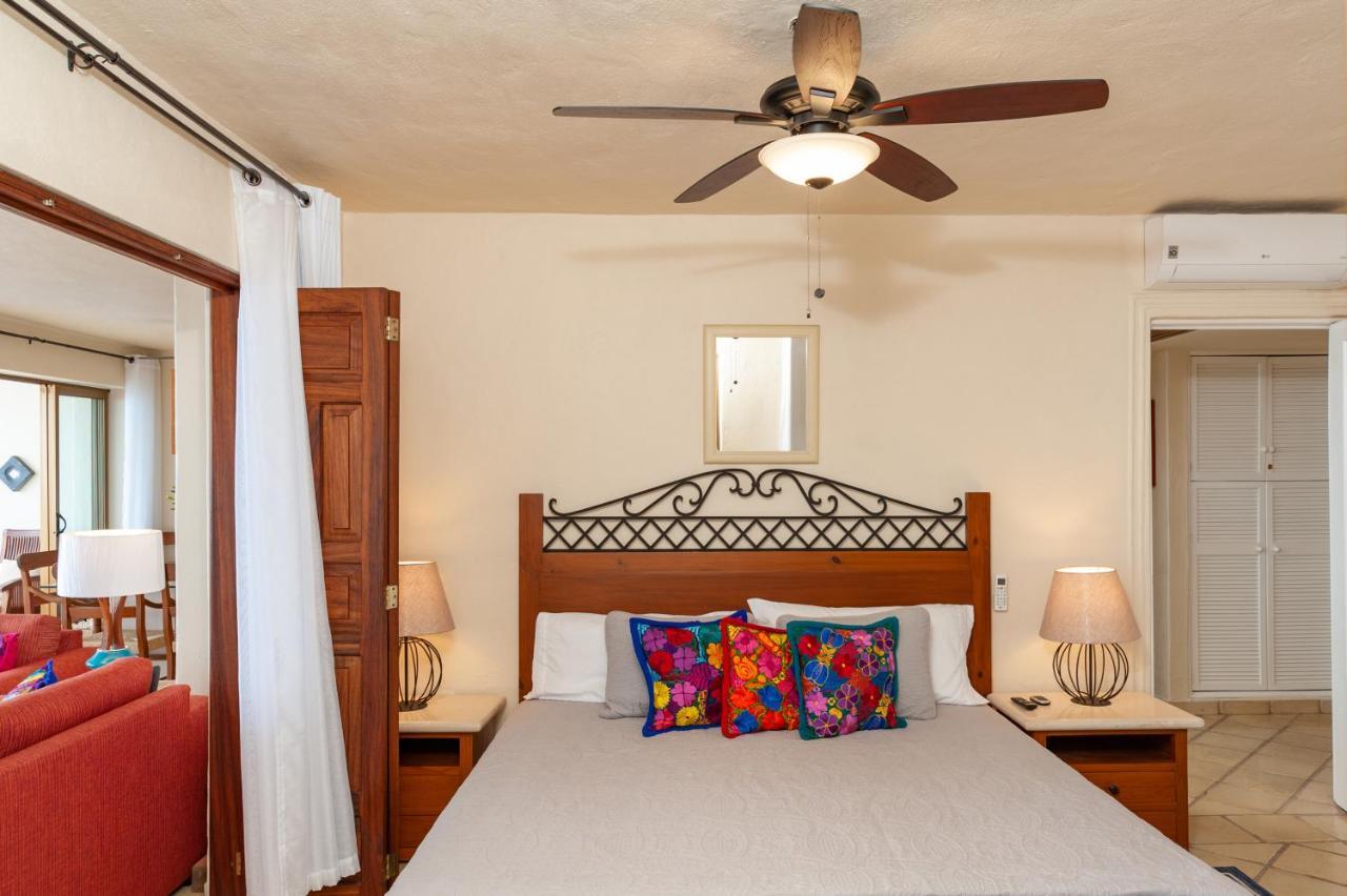 Ocean Front, 3 Bedroom, 3 Bathroom, Casa Natalia, Playa Esmeralda Puerto Vallarta Exteriör bild