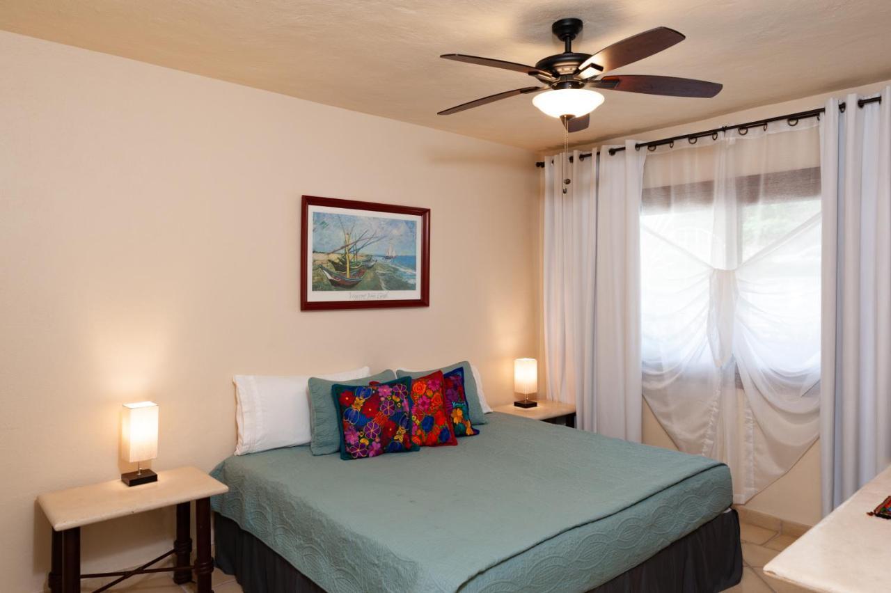 Ocean Front, 3 Bedroom, 3 Bathroom, Casa Natalia, Playa Esmeralda Puerto Vallarta Exteriör bild