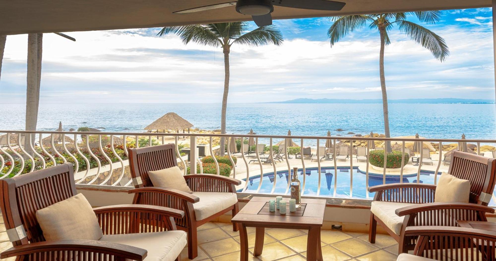 Ocean Front, 3 Bedroom, 3 Bathroom, Casa Natalia, Playa Esmeralda Puerto Vallarta Exteriör bild