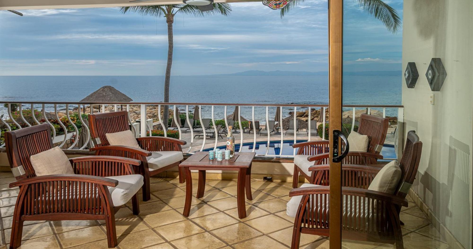 Ocean Front, 3 Bedroom, 3 Bathroom, Casa Natalia, Playa Esmeralda Puerto Vallarta Exteriör bild