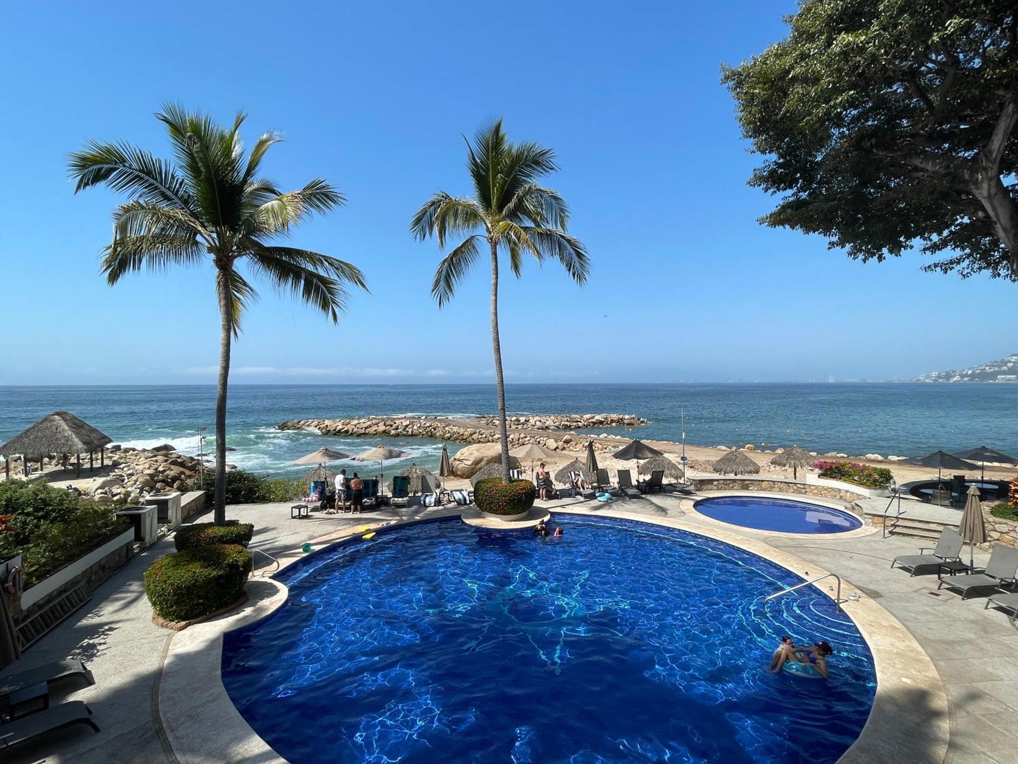 Ocean Front, 3 Bedroom, 3 Bathroom, Casa Natalia, Playa Esmeralda Puerto Vallarta Exteriör bild